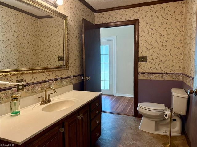 6540 Bringle Ferry Road, Salisbury, NC 28146