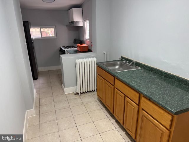 1142 E PRICE ST, Philadelphia, PA 19138