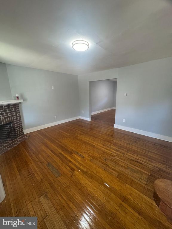 1142 E PRICE ST, Philadelphia, PA 19138
