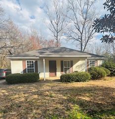319 33rd Avenue South, Phenix City, AL 36869