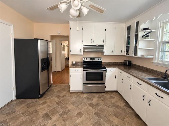 717 Cambridge AVE, Portsmouth, VA 23707