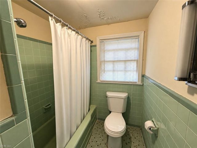 717 Cambridge AVE, Portsmouth, VA 23707