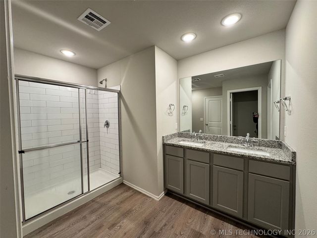 28180 E 115th Street S, Coweta, OK 74429