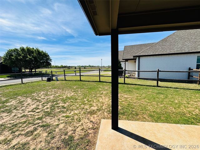 28180 E 115th Street S, Coweta, OK 74429