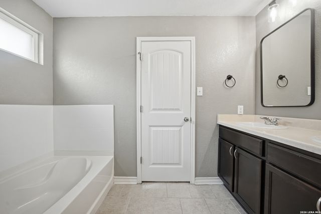 10718 branded, San Antonio, TX 78254