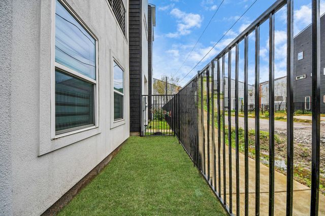 531 Schweikhardt Street, Houston, TX 77020