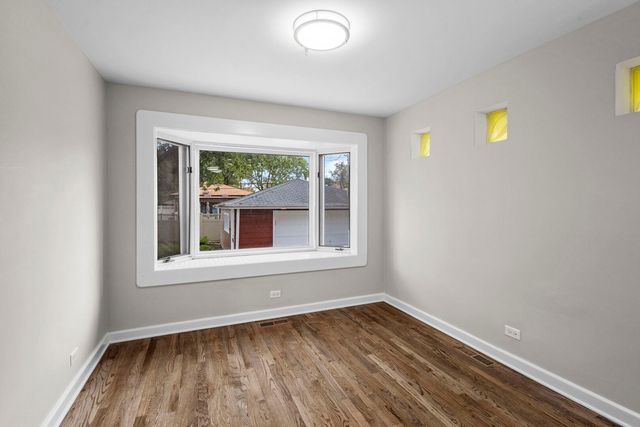 10624 Lawler Avenue, Oak Lawn, IL 60453