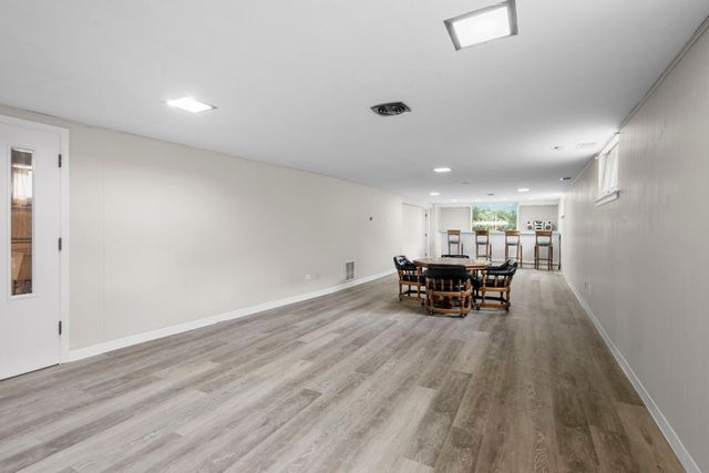 10624 Lawler Avenue, Oak Lawn, IL 60453