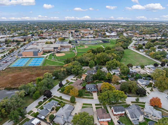 10624 Lawler Avenue, Oak Lawn, IL 60453