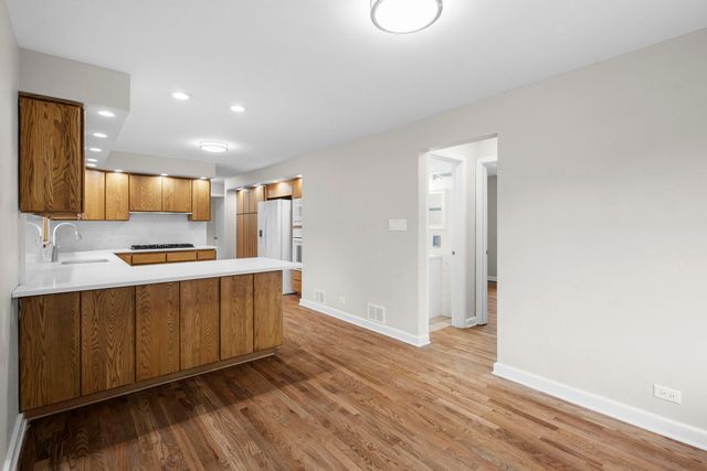 10624 Lawler Avenue, Oak Lawn, IL 60453