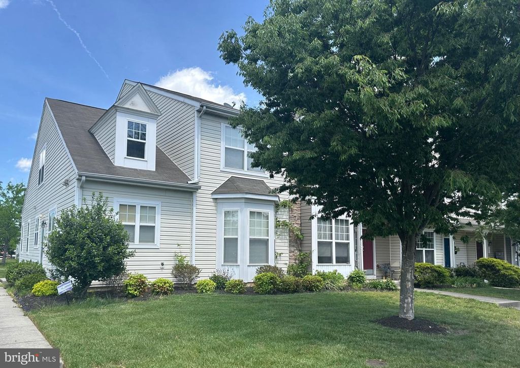 125 LADY BUG DR, Dover, DE 19901