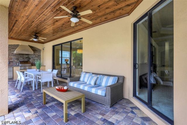 9530 Piacere WAY, Naples, FL 34113