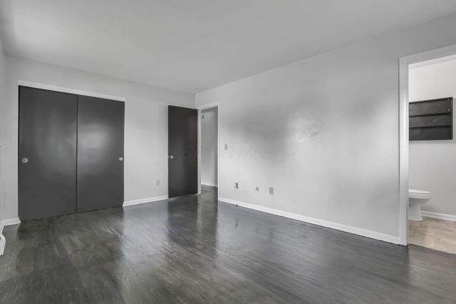 1695 Rocky Pine Loop N, Columbus, OH 43229
