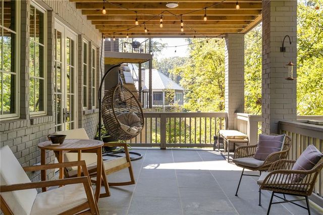 1120 Mado Loop, Chattahoochee Hills, GA 30268