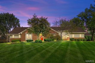 13321 Tree Top View Court, St Louis, MO 63141