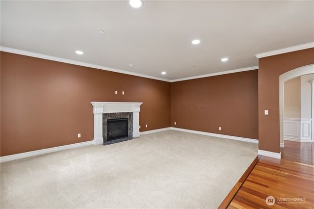 15025 SE 43rd St, Bellevue, WA 98006