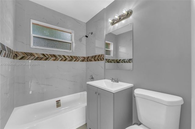 4220 SW 36th Street ., West Park, FL 33023