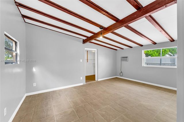 4220 SW 36th Street ., West Park, FL 33023