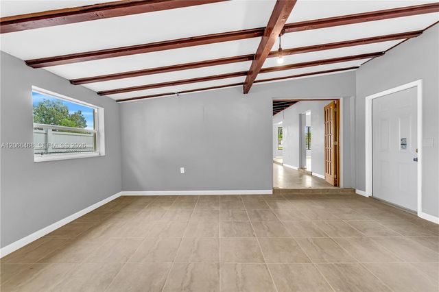 4220 SW 36th Street ., West Park, FL 33023