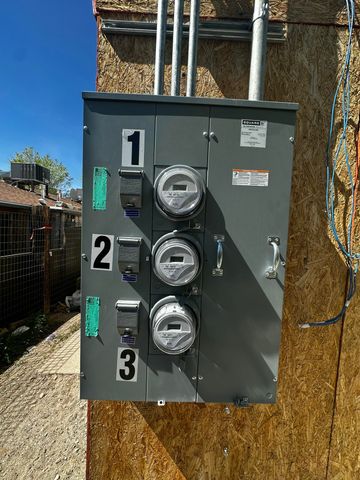 436 Grove Street SE, Albuquerque, NM 87108