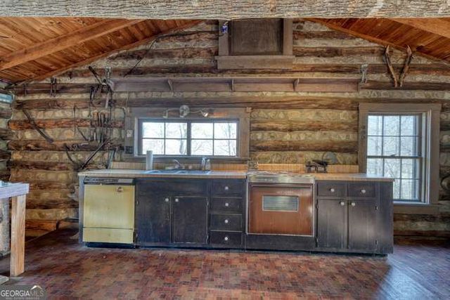 2305 Ridgecrest Circle, Hiawassee, GA 30546