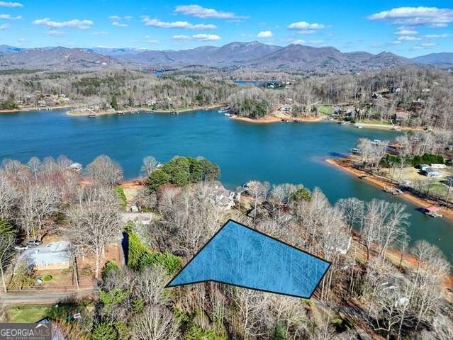 2305 Ridgecrest Circle, Hiawassee, GA 30546