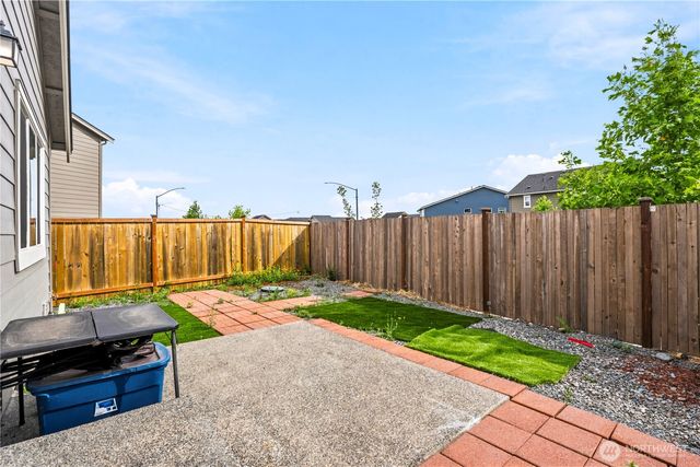 18633 108th Avenue E, Puyallup, WA 98374