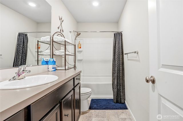 18633 108th Avenue E, Puyallup, WA 98374