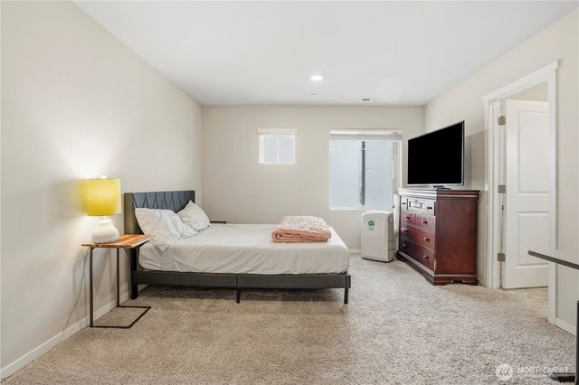 18633 108th Avenue E, Puyallup, WA 98374