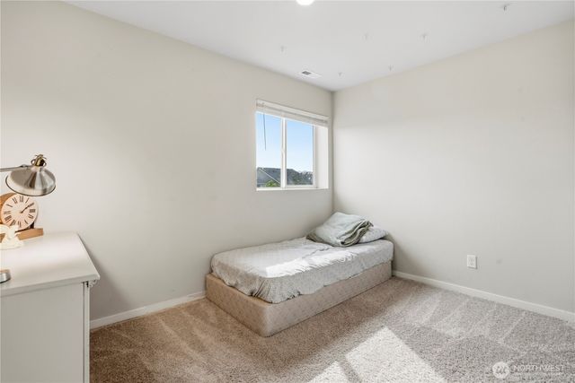 18633 108th Avenue E, Puyallup, WA 98374