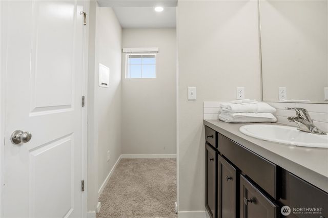 18633 108th Avenue E, Puyallup, WA 98374