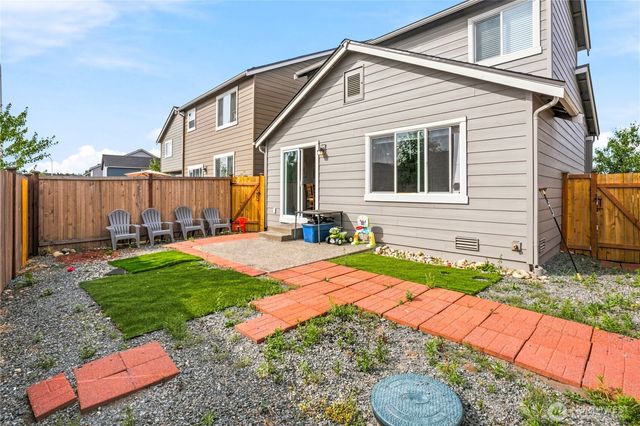 18633 108th Avenue E, Puyallup, WA 98374