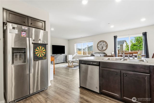 18633 108th Avenue E, Puyallup, WA 98374