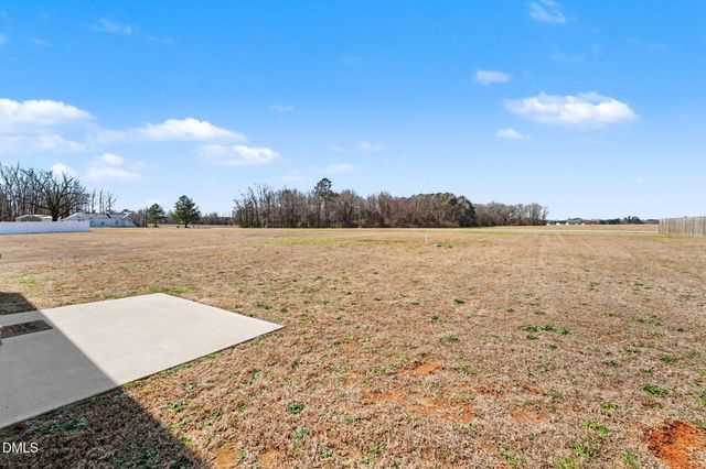 337 Avery Meadows Drive, Smithfield, NC 27577