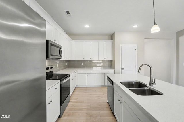 337 Avery Meadows Drive, Smithfield, NC 27577