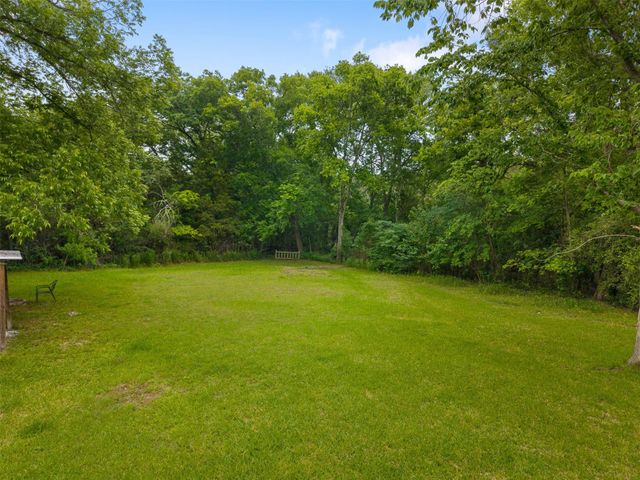 280 The Woods Road, Coldspring, TX 77331
