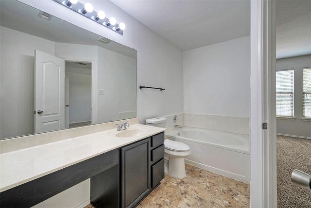 140 Plum PATH, Kyle, TX 78640