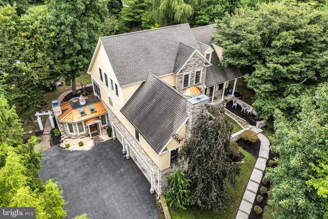 2250 BAKER RD, York, PA 17408