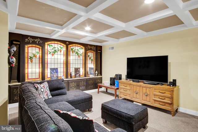 2250 BAKER RD, York, PA 17408