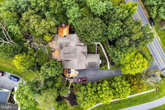 2250 BAKER RD, York, PA 17408