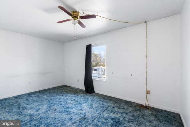 204 GRAND DR, Taneytown, MD 21787