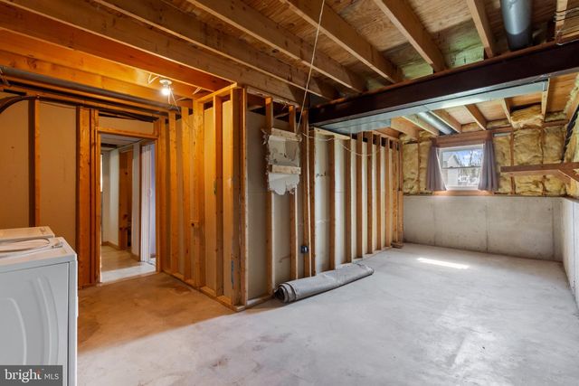 204 GRAND DR, Taneytown, MD 21787