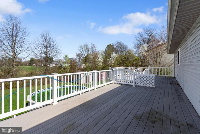 204 GRAND DR, Taneytown, MD 21787