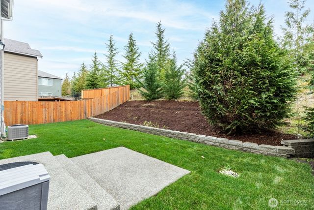 2412 Burlwood Street NE, Lacey, WA 98516