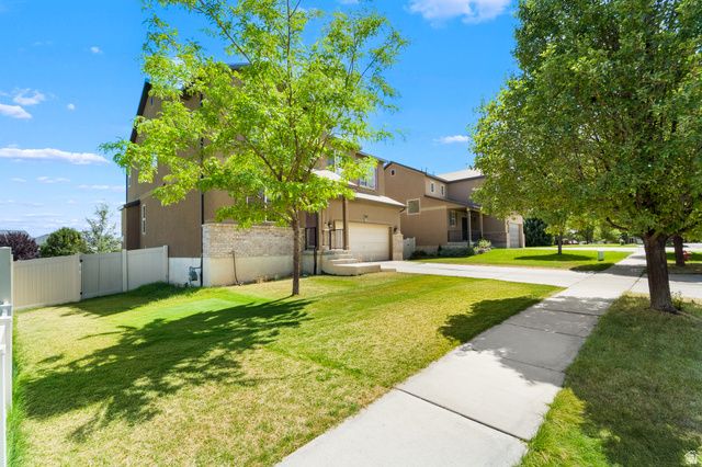 7788 N BROOKWOOD DR, Eagle Mountain, UT 84005