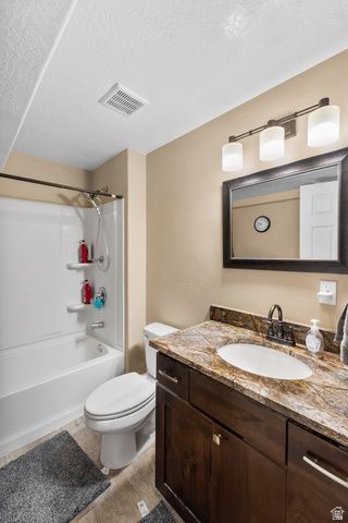 7788 N BROOKWOOD DR, Eagle Mountain, UT 84005