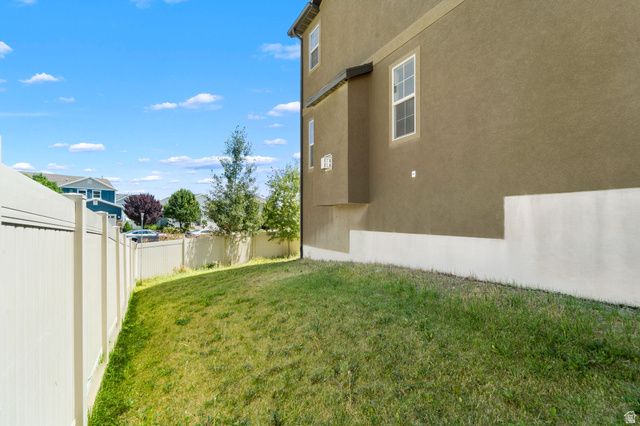 7788 N BROOKWOOD DR, Eagle Mountain, UT 84005