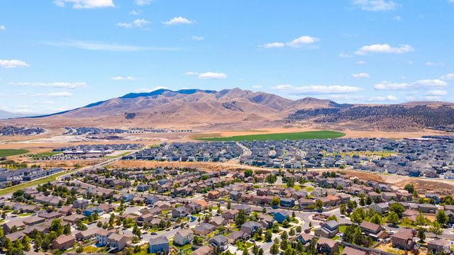 7788 N BROOKWOOD DR, Eagle Mountain, UT 84005