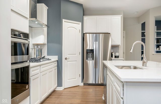 6548 Seattle Slew Drive, Whitestown, IN 46075