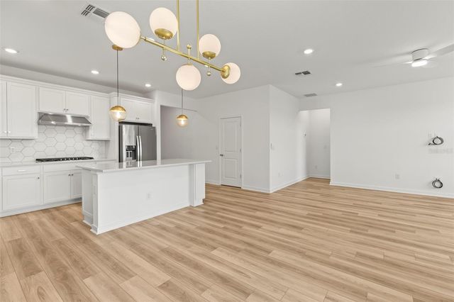 6703 MICHAEL FAVOR WAY, Wesley Chapel, FL 33545